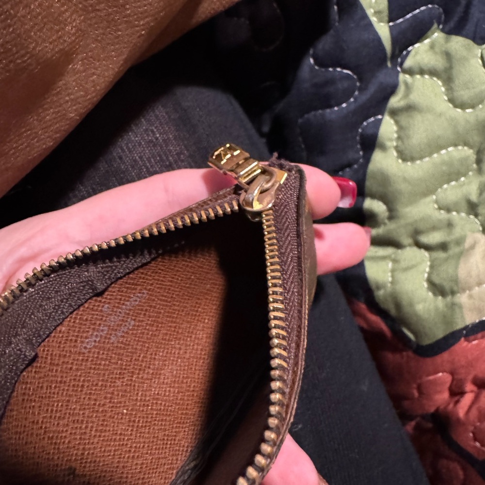 LV Monogram Key Pouch - Picture 3 of 3